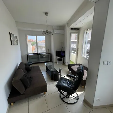 Le Peyron Lumineux Et Air Conditionne דירה *